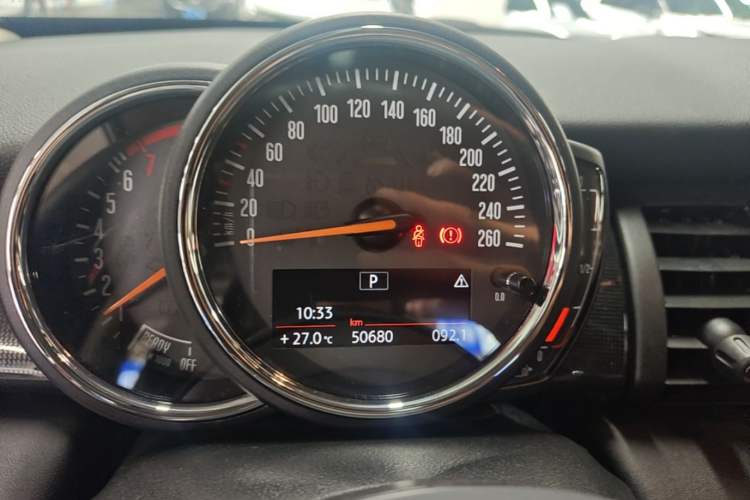 Used MINI 2019 1.5T COOPER Artist Five-Door Edition Instrument Cluster