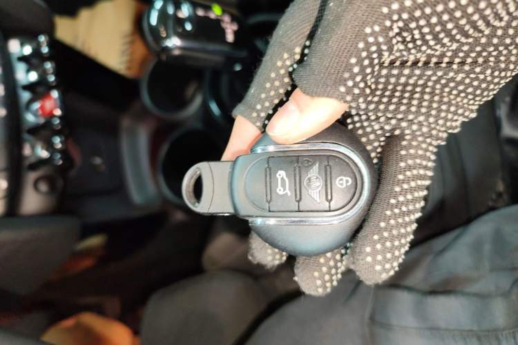 Used MINI 2019 1.5T COOPER Classic Edition Five-Door Version Interior 1
