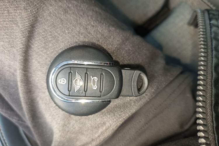 Used MINI 2019 1.5T COOPER Classic Edition Five-Door Version Interior 1