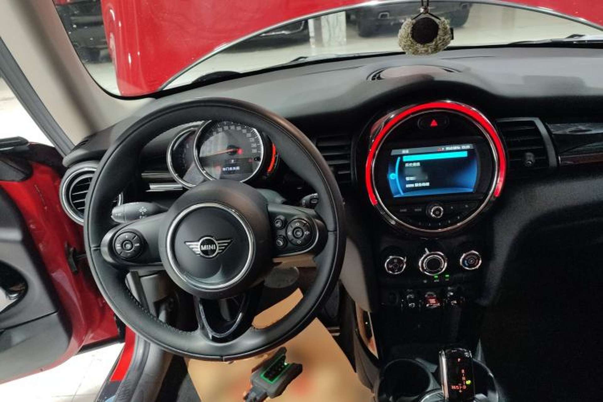 Used MINI 2019 1.5T ONE PLUS Interior 2