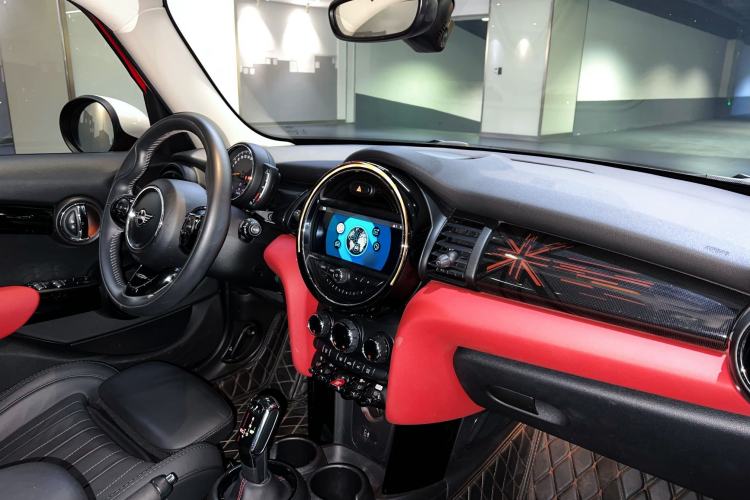 Used MINI 2019 2.0T COOPER S Artist Five-Door Edition Interior 4