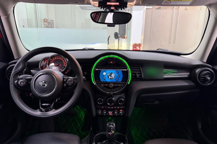Used MINI 2019 1.5T COOPER Artist Five-Door Edition Interior 5