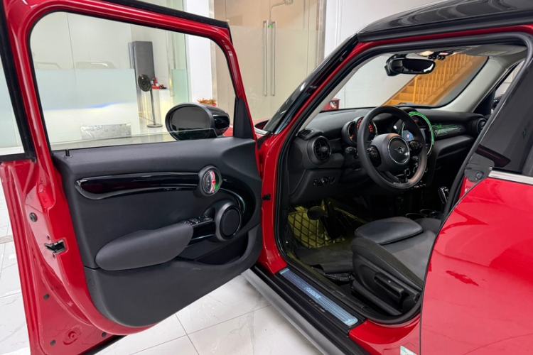 Used MINI 2019 1.5T COOPER Artist Five-Door Edition Interior 8