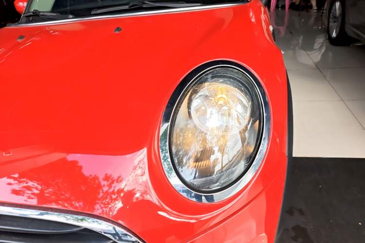 Used MINI 2019 1.5T ONE Five-Door Edition Left Front Headlight