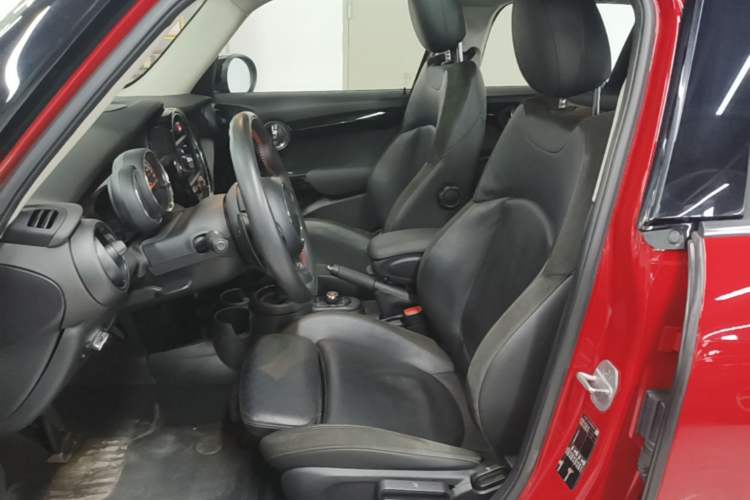 Used MINI 2019 2.0T COOPER S Classic Edition Five-Door Model Left Front Seat