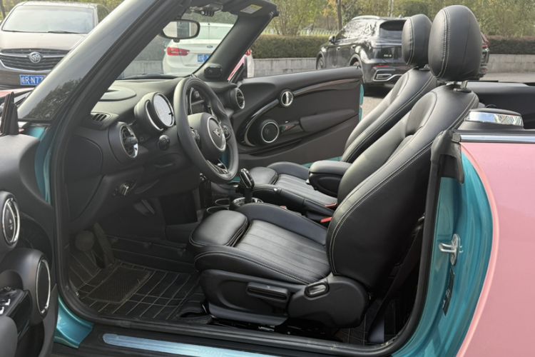 Used MINI 2019 1.5T COOPER CABRIO Temptation Edition Left Front Seat