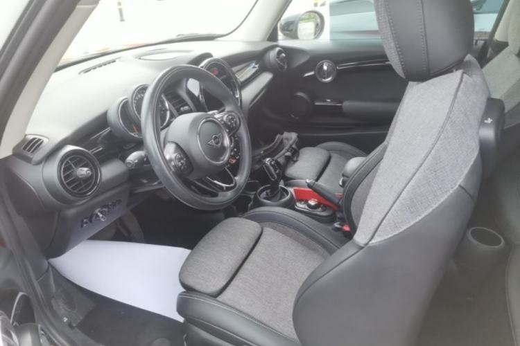 Used MINI 2019 1.5T COOPER Classic Edition Left Front Seat