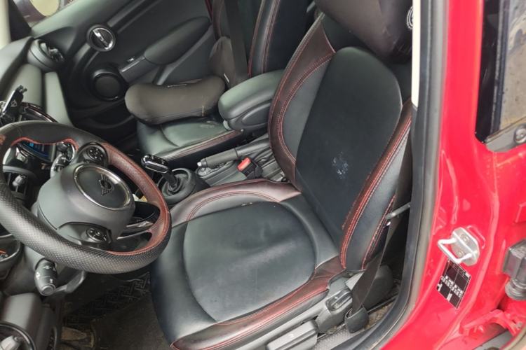 Used MINI 2019 1.5T ONE Five-Door Edition Left Front Seat