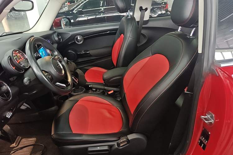Used MINI 2019 1.5T ONE PLUS Left Front Seat