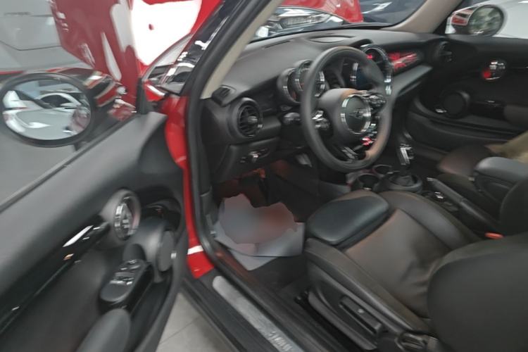 Used MINI 2019 1.5T COOPER Artist Left Front Seat