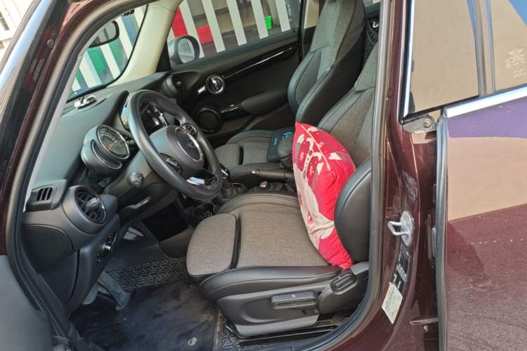Used MINI 2019 1.5T COOPER Classic Edition Five-Door Version Left Front Seat