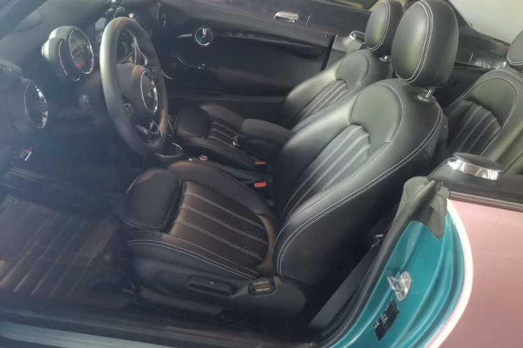 Used MINI 2019 1.5T COOPER CABRIO Temptation Edition Left Front Seat