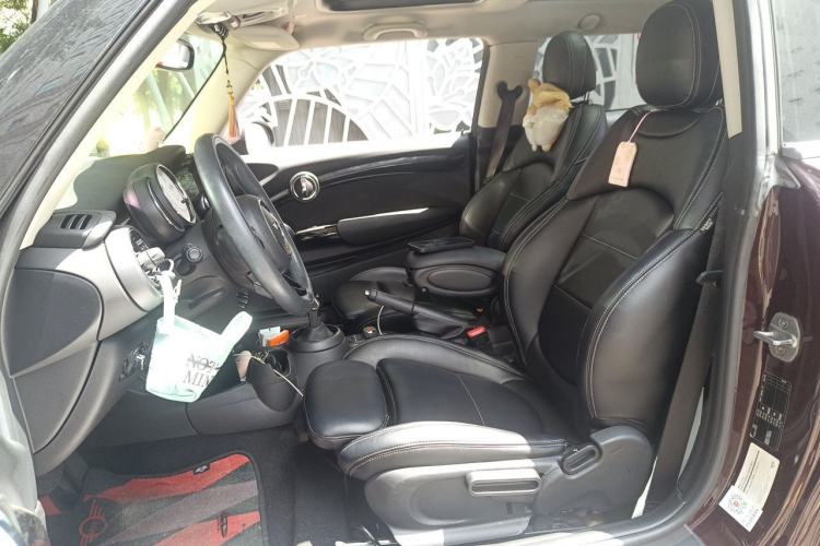 Used MINI 2019 1.5T COOPER Artist Left Front Seat