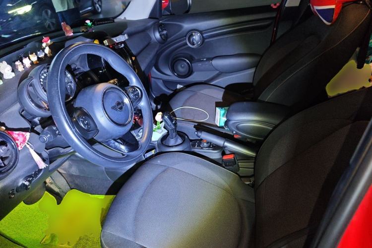 Used MINI 2019 1.5T ONE Five-Door Edition Left Front Seat
