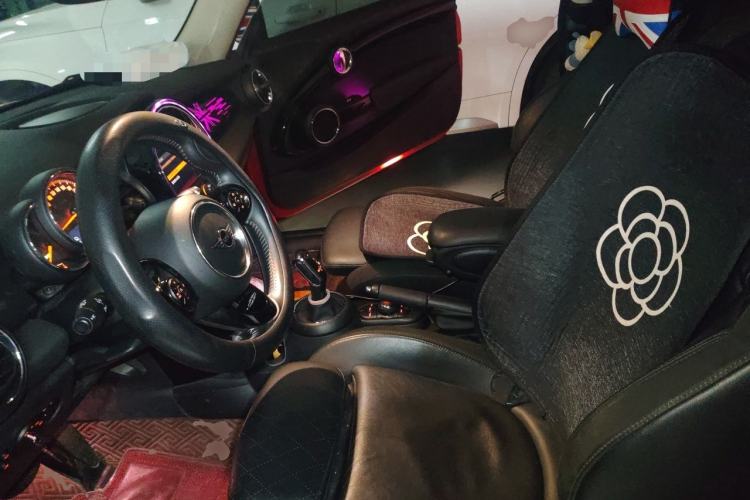 Used MINI 2019 1.5T COOPER Artist Left Front Seat