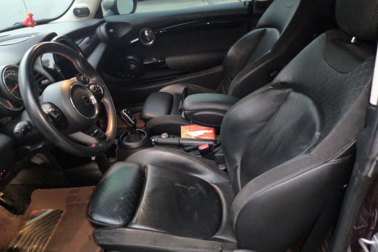 Used MINI  Left Front Seat