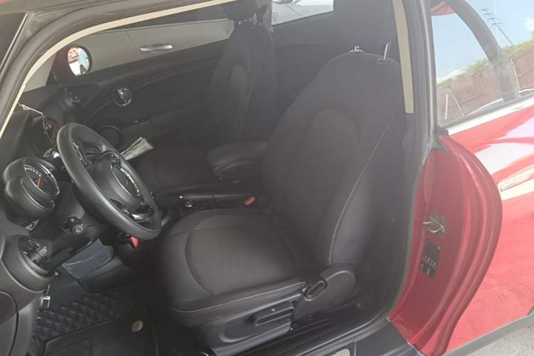 Used MINI 2019 1.5T ONE Left Front Seat