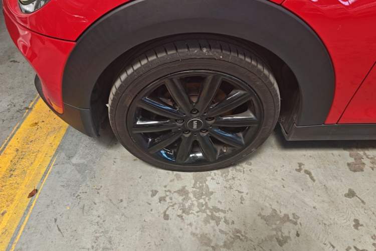 Used MINI 2019 1.5T COOPER Artist Left Front Wheel Hub