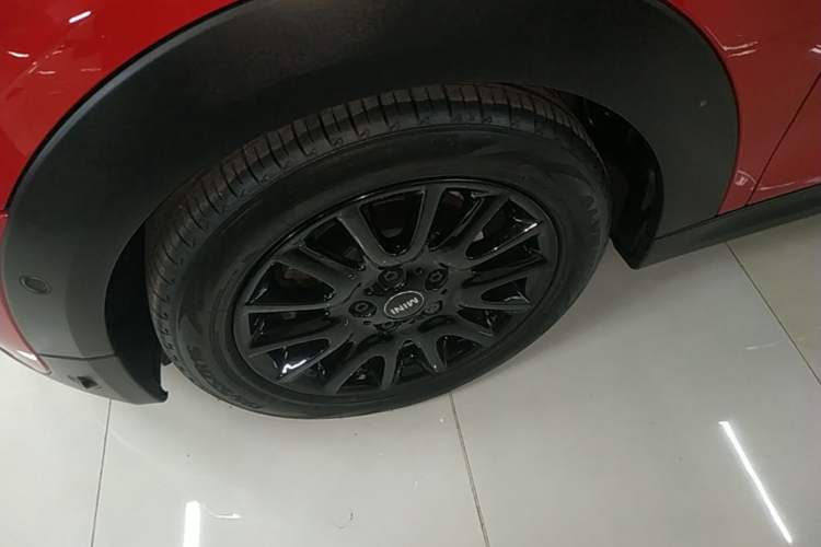 Used MINI 2019 1.5T COOPER Classic Edition Left Front Wheel Hub