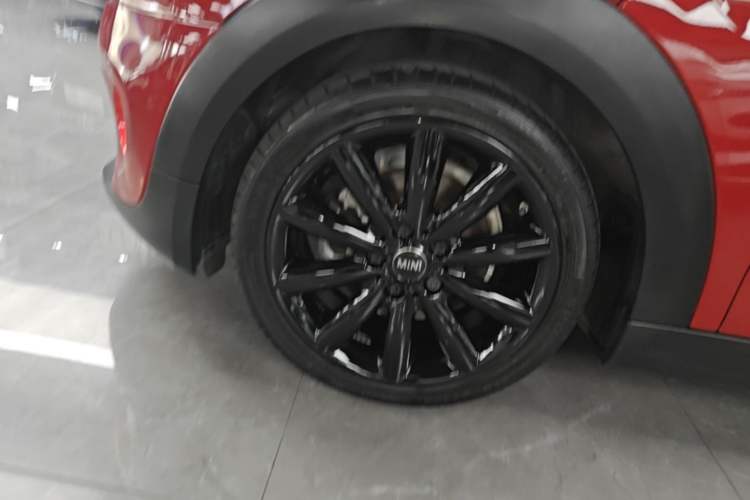 Used MINI 2019 1.5T COOPER Artist Left Front Wheel Hub