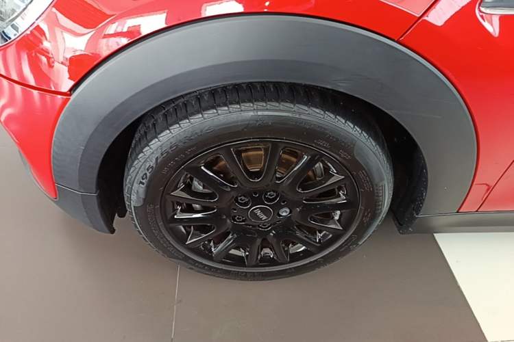 Used MINI 2019 1.5T ONE PLUS Left Front Wheel Hub