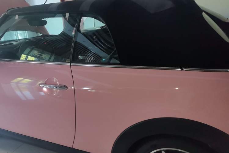 Used MINI 2019 1.5T COOPER CABRIO Temptation Edition Left Rear Door Interior