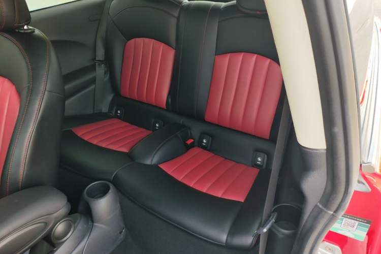 Used MINI 2019 1.5T ONE Left Rear Seat