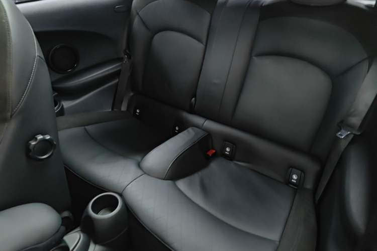 Used MINI 2019 1.5T COOPER Artist Left Rear Seat