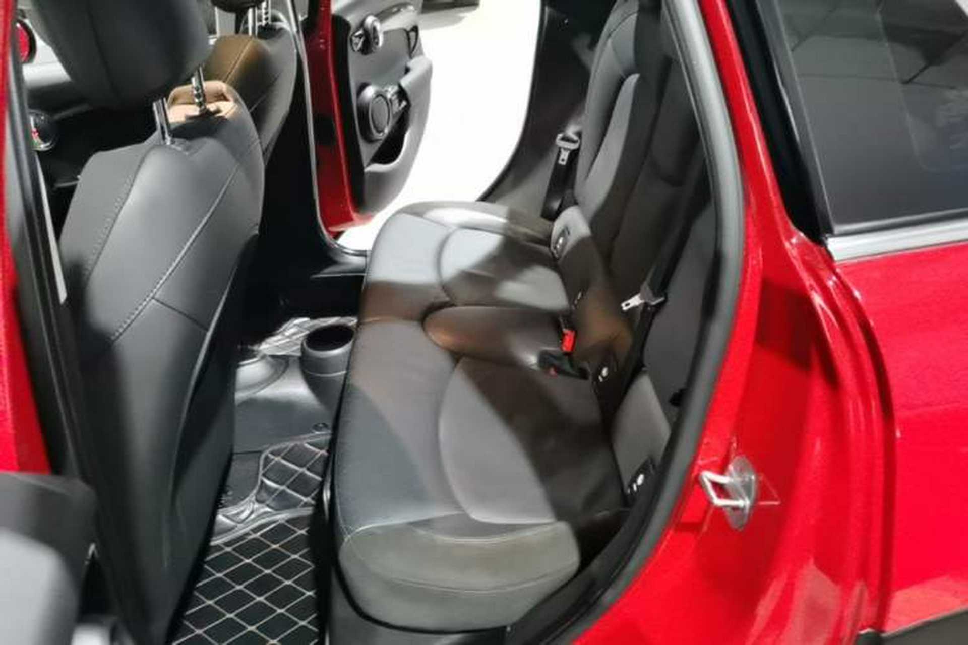 Used MINI 2019 1.5T COOPER Artist Five-Door Edition Left Rear Seat