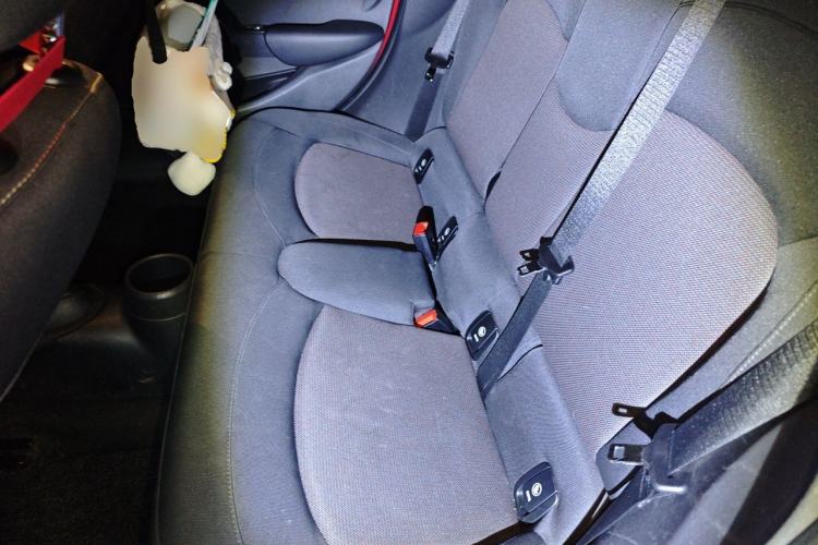 Used MINI 2019 1.5T ONE Five-Door Edition Left Rear Seat