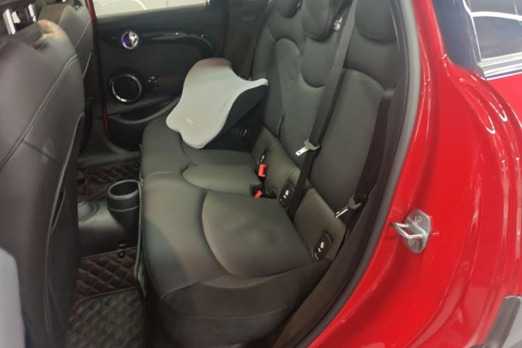 Used MINI 2019 1.5T COOPER Artist Five-Door Edition Left Rear Seat