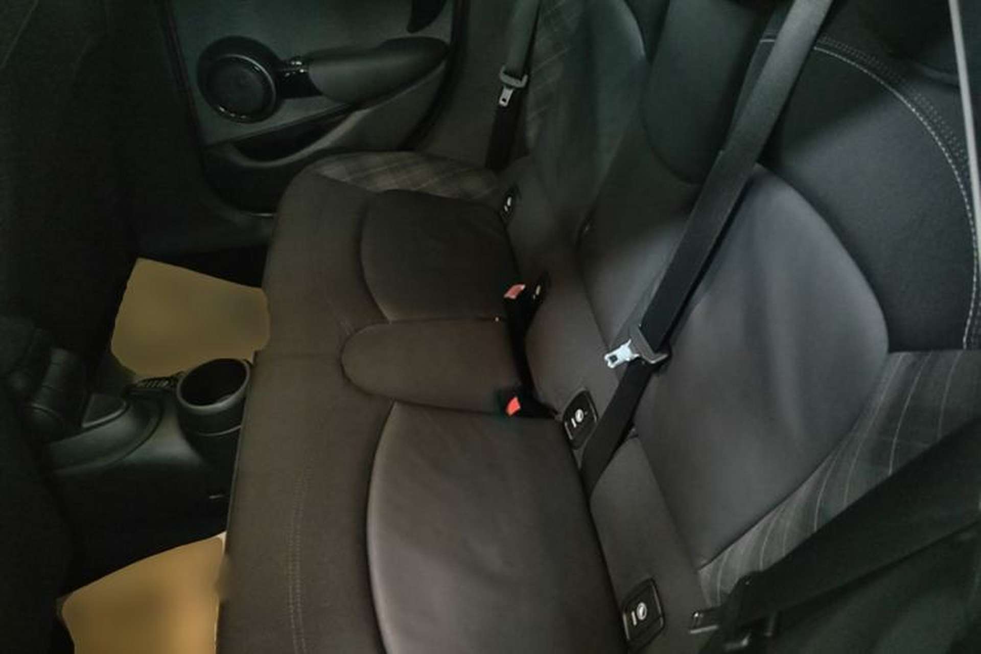 Used MINI 2019 1.5T COOPER Classic Edition Five-Door Version Left Rear Seat