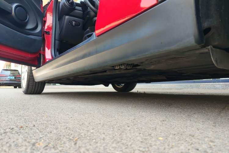Used MINI 2019 1.5T ONE Left Side Sill