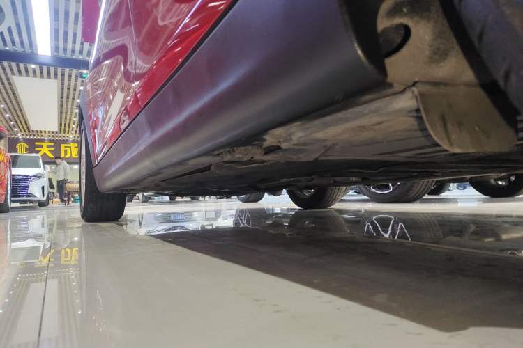 Used MINI 2019 1.5T ONE Five-Door Edition Left Side Sill