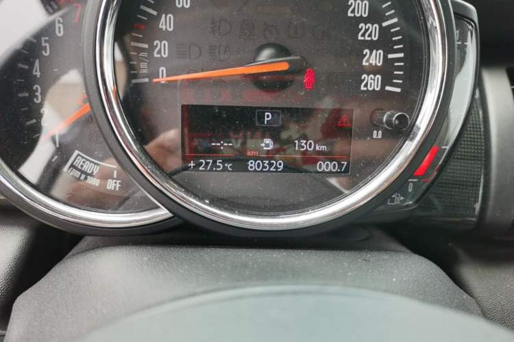 Used MINI 2019 2.0T COOPER S Artist Odometer Close Up