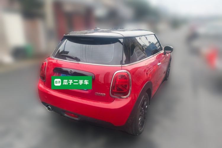 Used MINI 2019 1.5T COOPER Classic Edition Rear Right 45 Deg