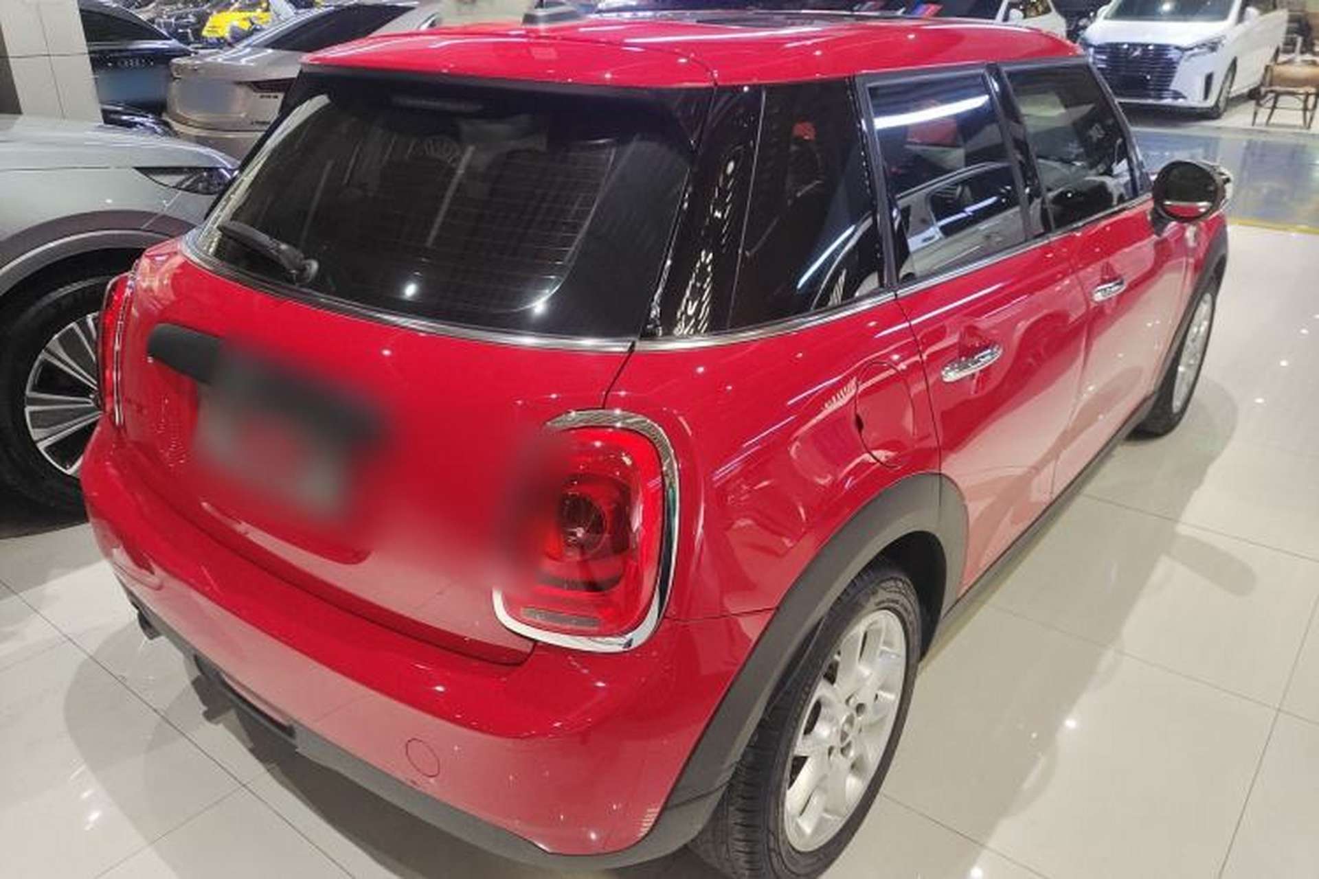 Used MINI 2019 1.5T ONE Five-Door Edition Rear Right 45 Deg