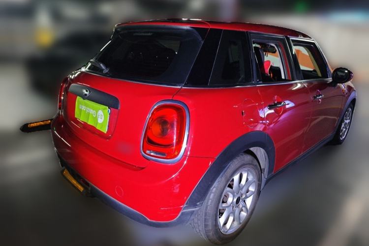 Used MINI 2019 1.5T ONE Five-Door Edition Rear Right 45 Deg