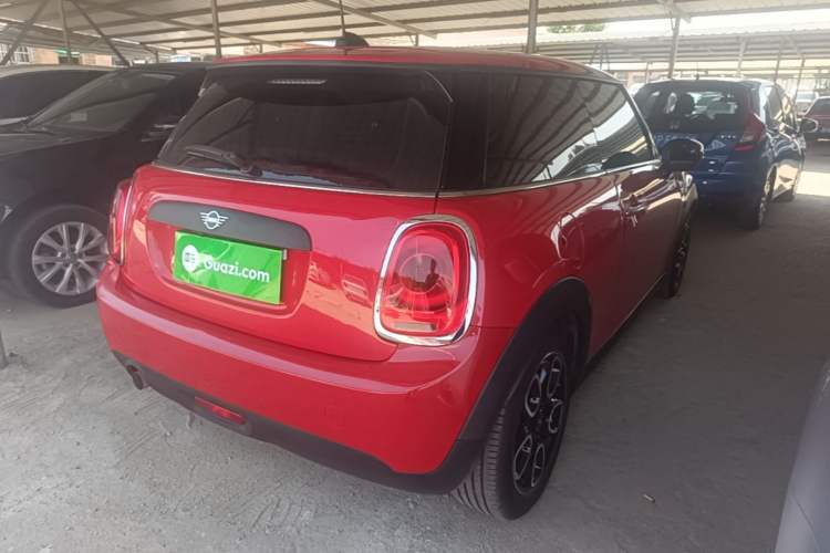 Used MINI 2019 1.5T ONE Rear Right 45 Deg