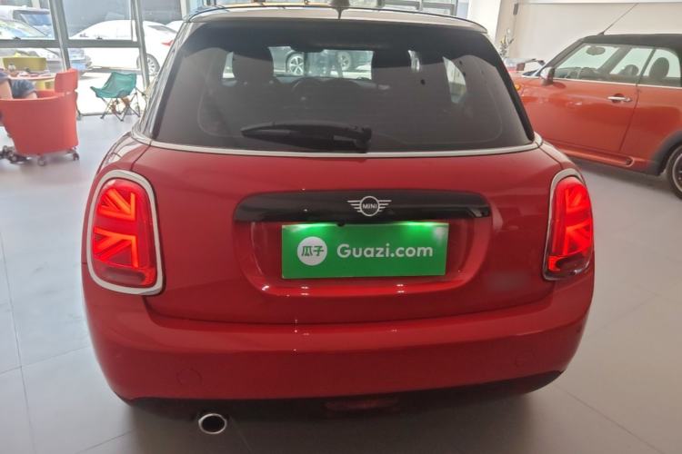 Used MINI 2019 1.5T COOPER Classic Edition Five-Door Version Rear