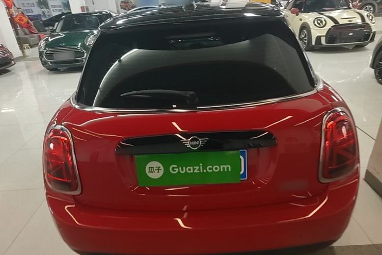 Used MINI 2019 1.5T COOPER Classic Edition Five-Door Version Rear