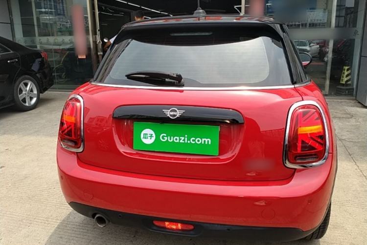 Used MINI 2019 1.5T COOPER Classic Edition Five-Door Version Rear