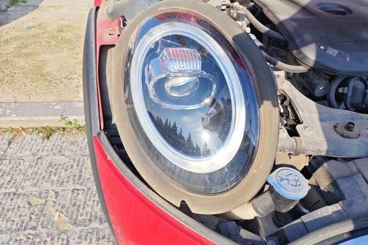Used MINI 2019 1.5T COOPER Classic Edition Five-Door Version Right Front Headlight