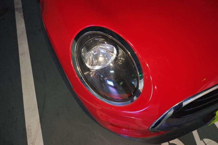 Used MINI 2019 1.5T ONE Five-Door Edition Right Front Headlight