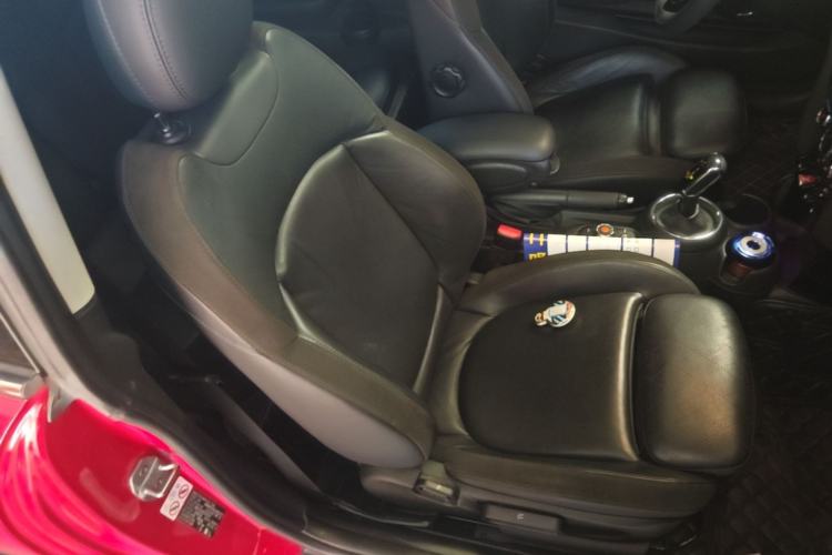 Used MINI 2019 1.5T COOPER Artist Right Front Seat