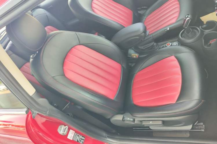 Used MINI 2019 1.5T ONE Right Front Seat