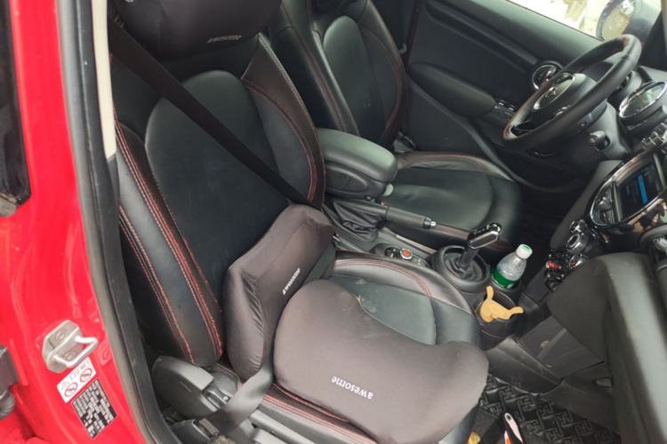 Used MINI 2019 1.5T ONE Five-Door Edition Right Front Seat