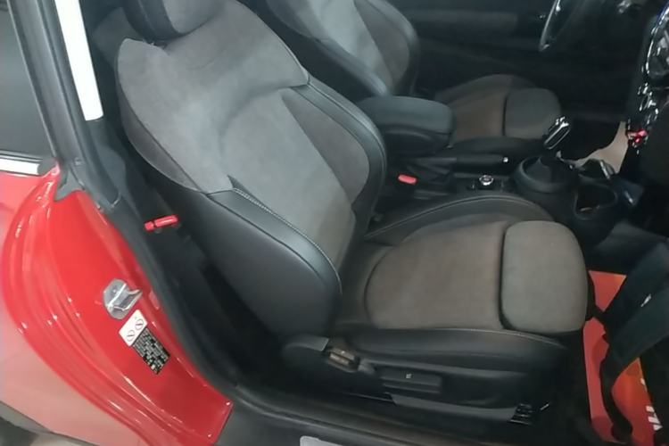 Used MINI 2019 1.5T COOPER Classic Edition Right Front Seat