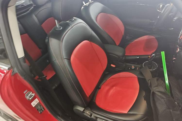 Used MINI 2019 1.5T ONE PLUS Right Front Seat