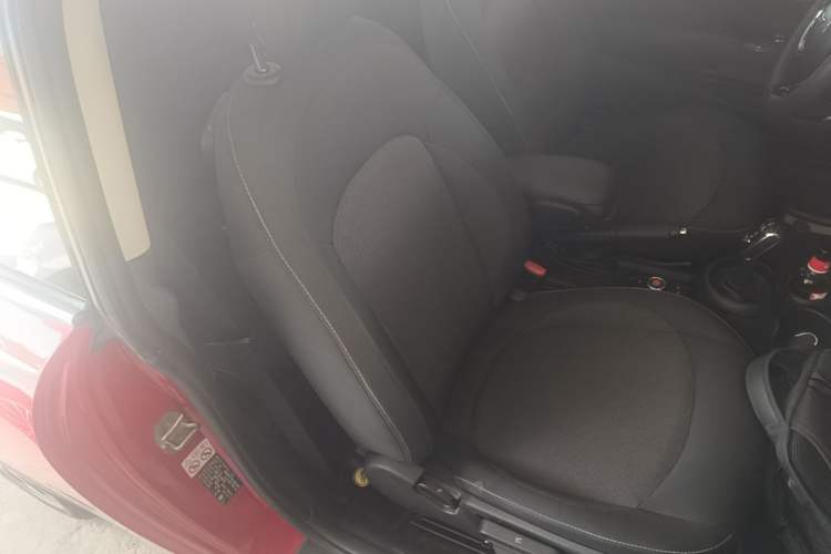 Used MINI 2019 1.5T ONE Right Front Seat
